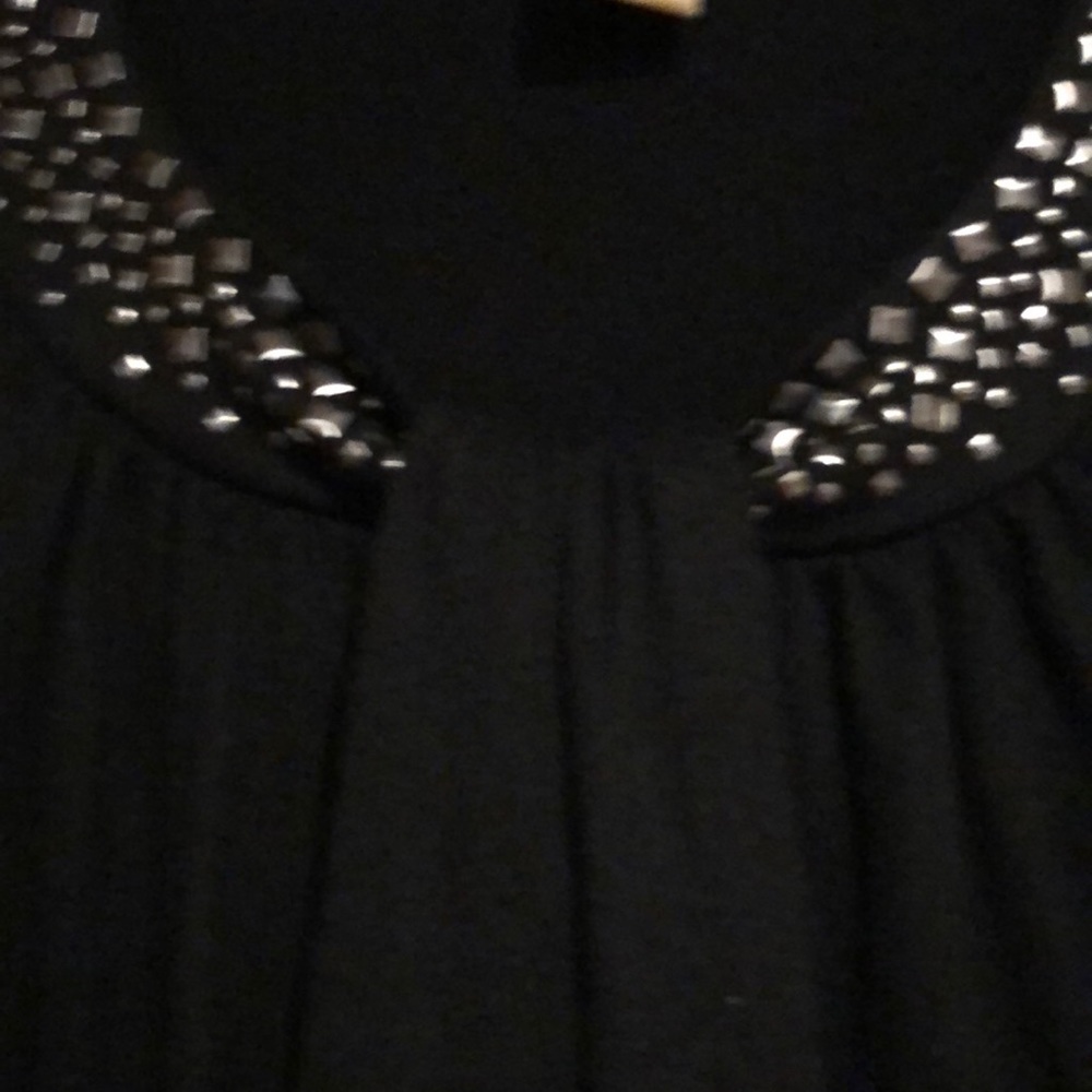 Top - Picture 3 of 5